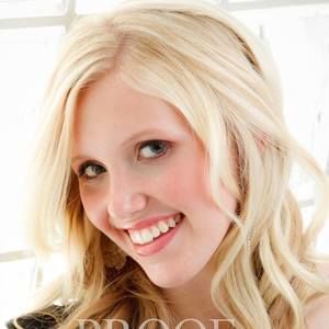 Meet your Posher, Alexandra